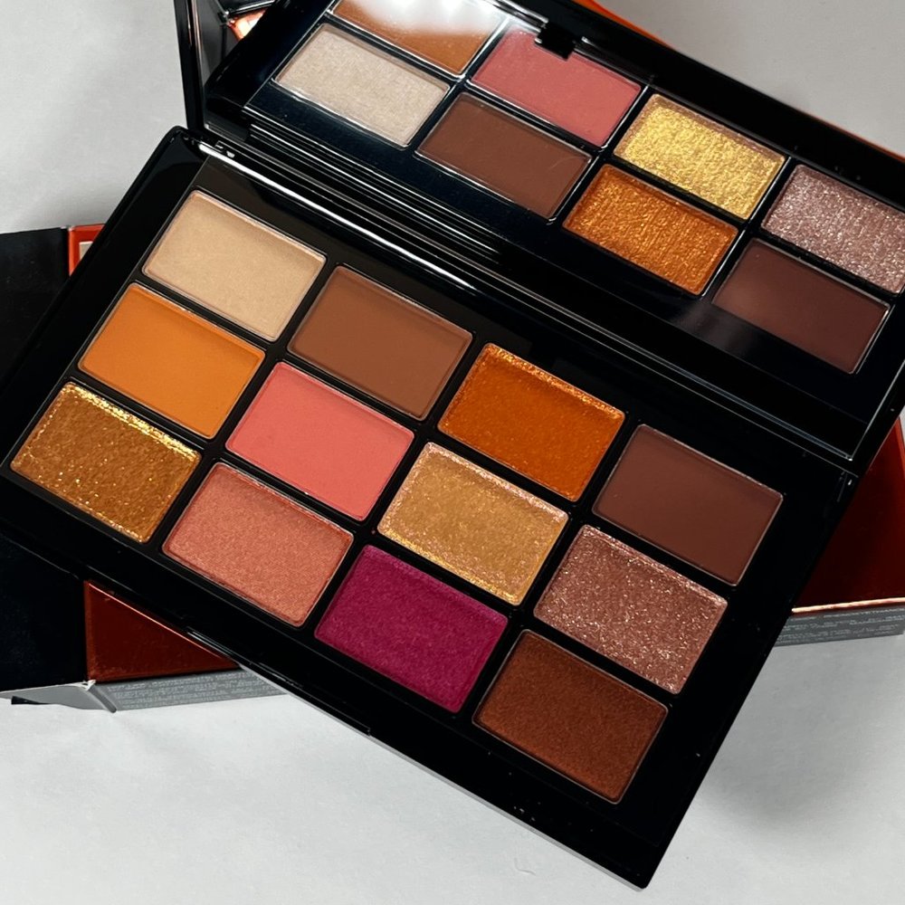 Nars Eyeshadow Palette AFTERGLOW - Size 0.04 Oz. / 1.4 g x 12 Brand New - Picture 3 of 4
